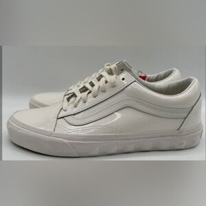 Vans White Sneakers‎